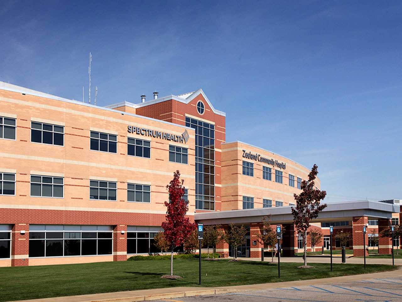 exterior of Spectrum Health Zeeland Community Hospital